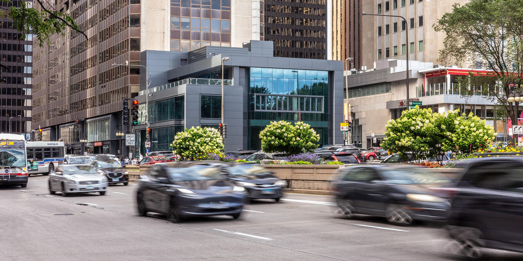 Millennium Park Plaza