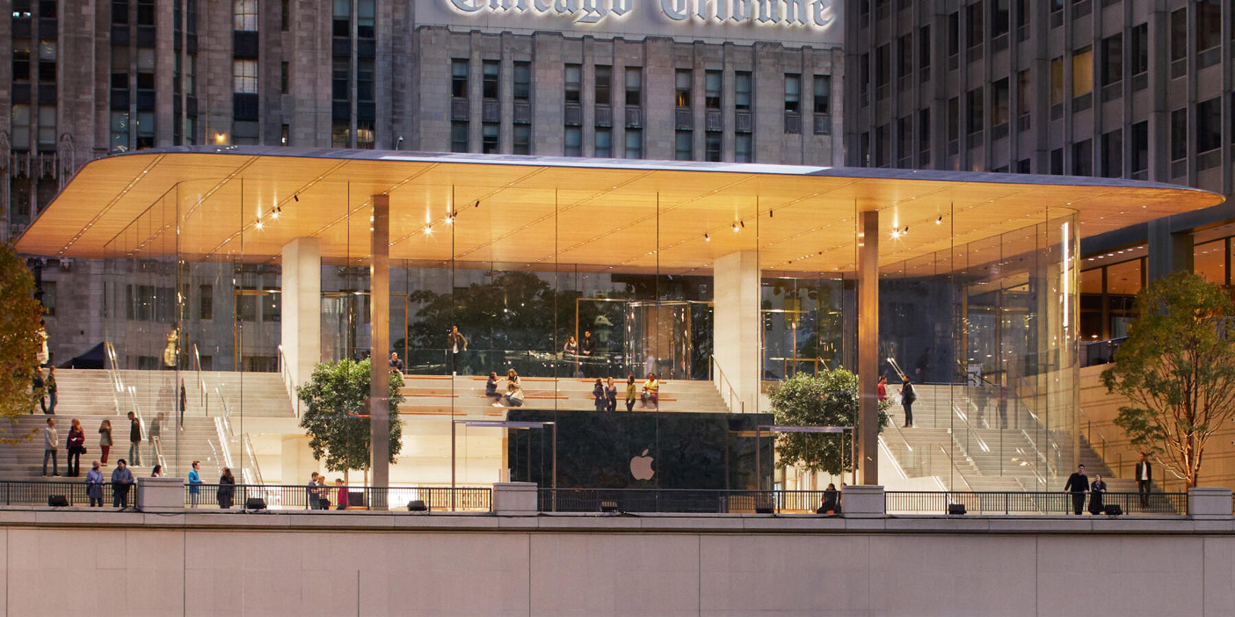 Power Construction Apple Store Michigan Avenue Chicago